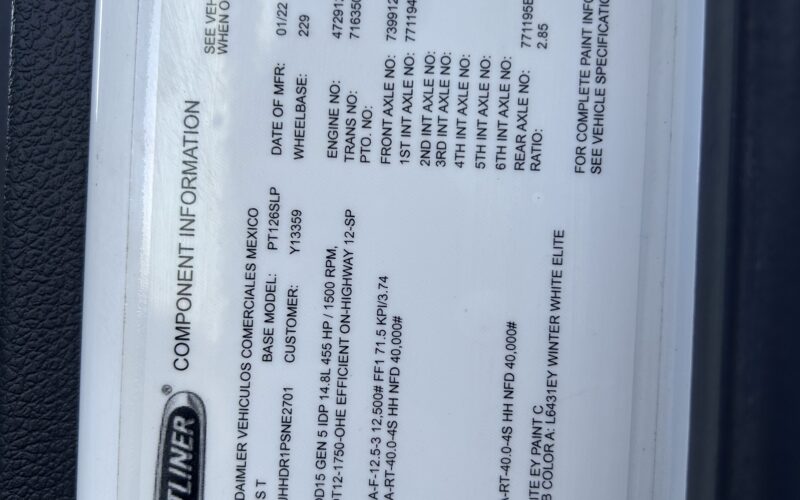 2023 Freightliner Cascadia 126 APU