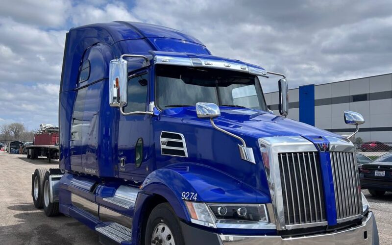 WESTERN STAR 2022 5700XE 505HP