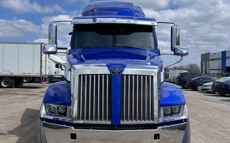 WESTERN STAR 2022 5700XE 505HP